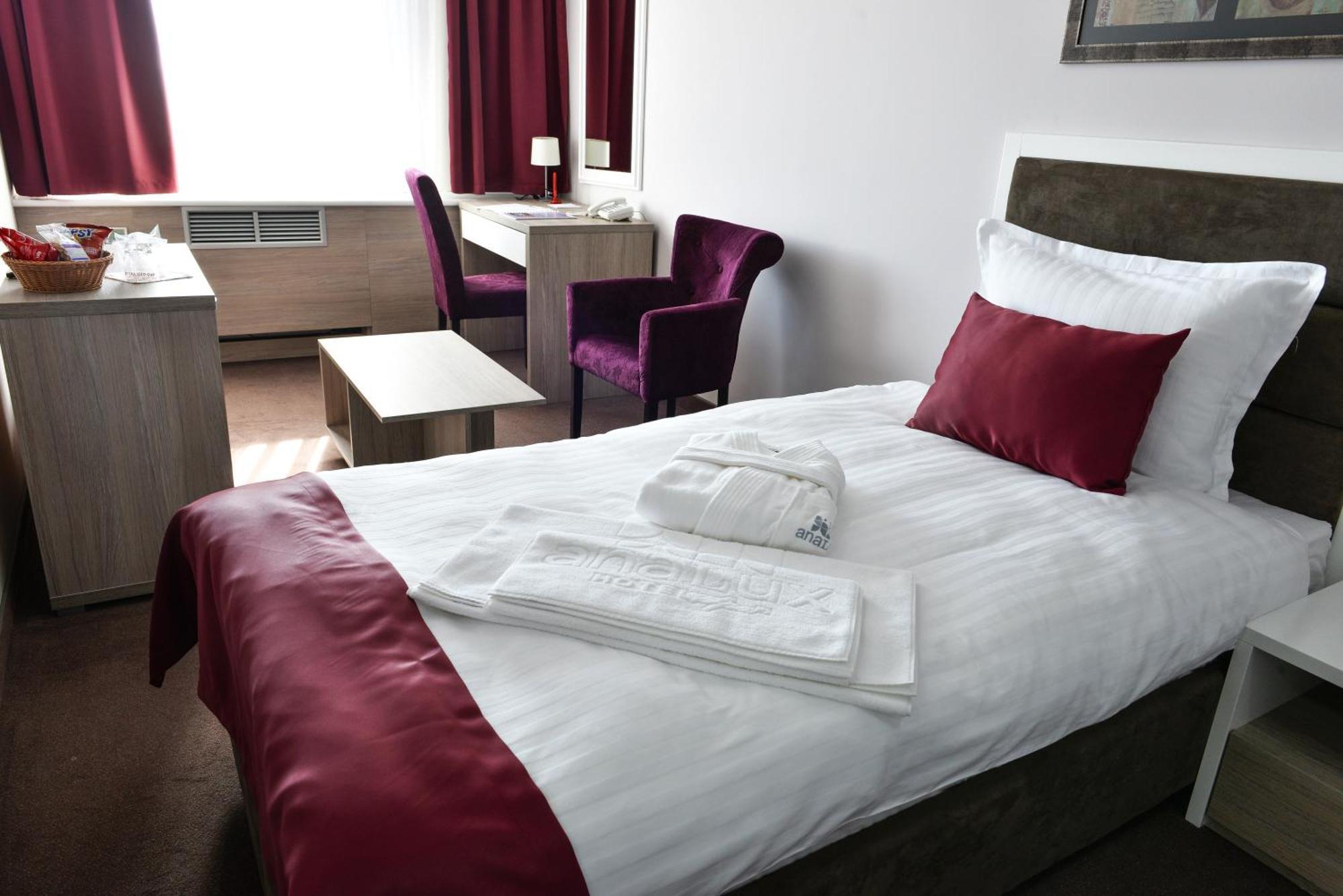 Hotel Ana Lux Spa Pirot Extérieur photo