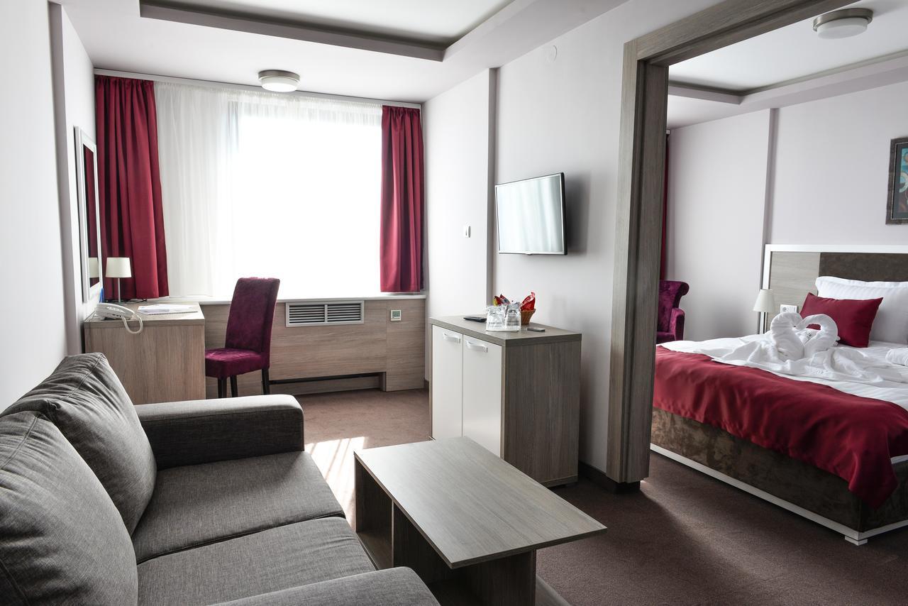 Hotel Ana Lux Spa Pirot Extérieur photo