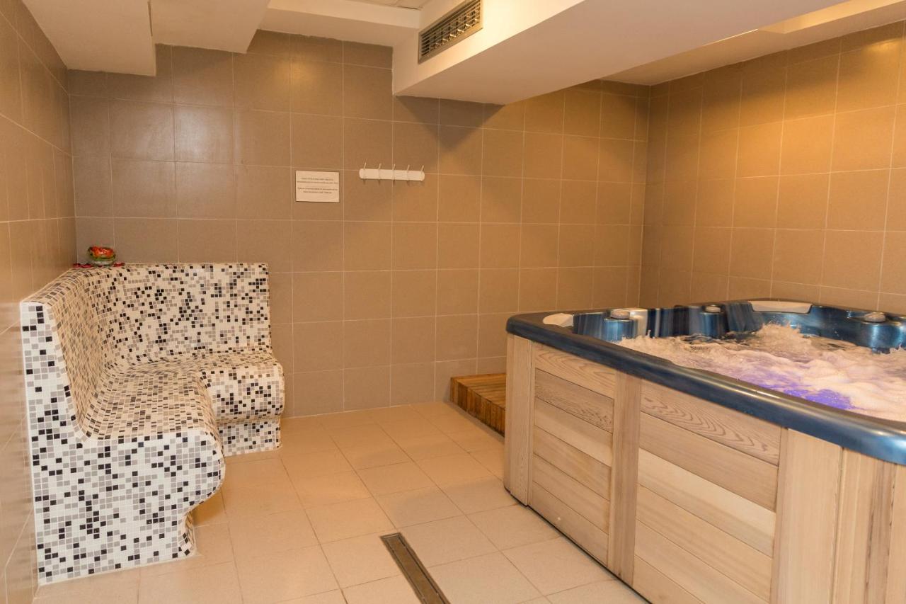 Hotel Ana Lux Spa Pirot Extérieur photo
