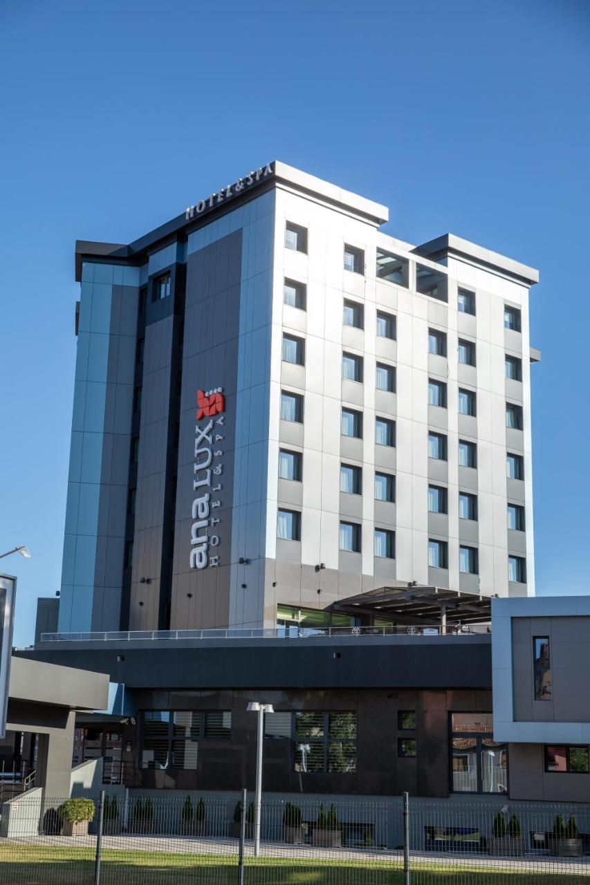 Hotel Ana Lux Spa Pirot Extérieur photo